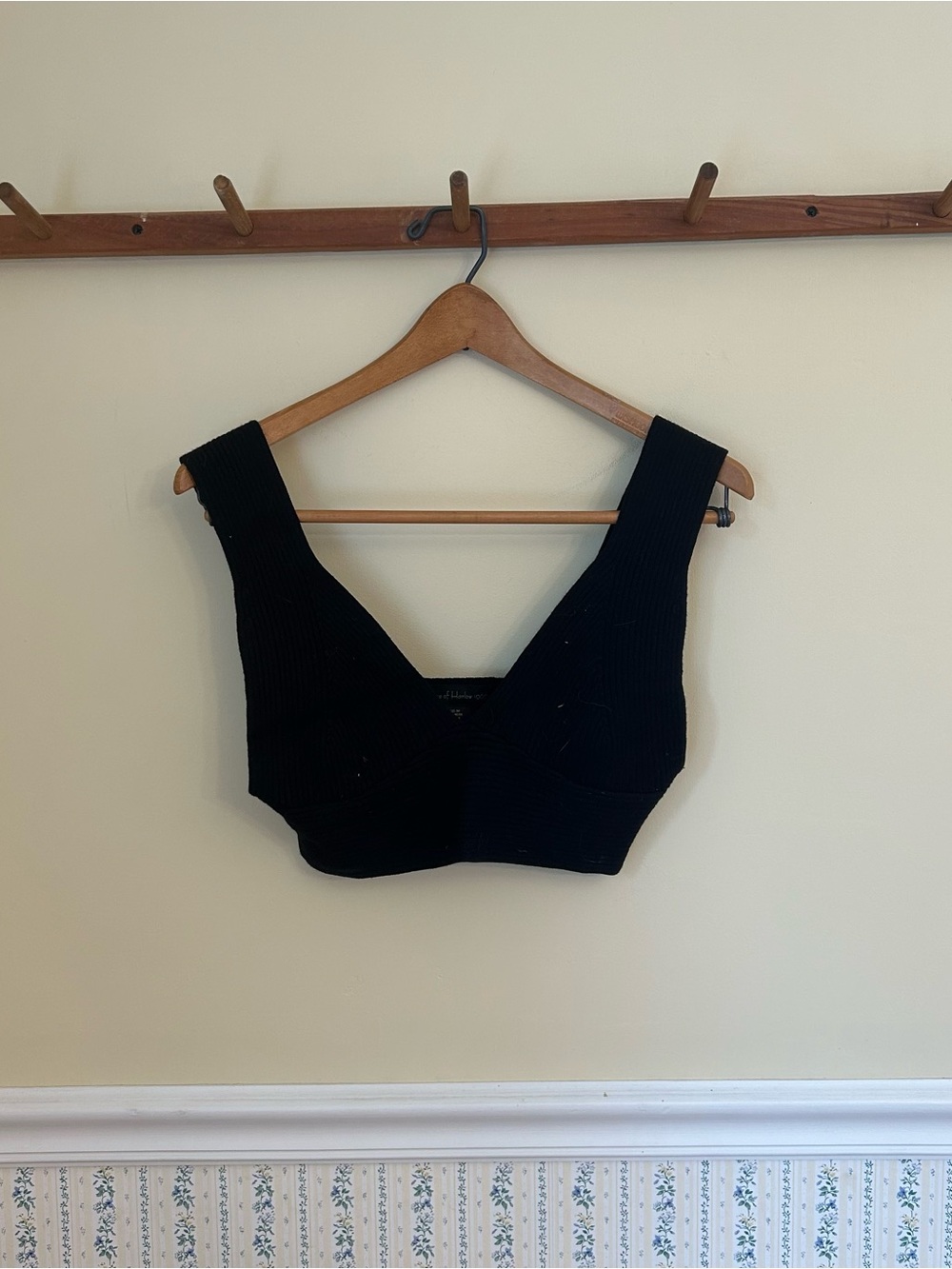 BRAND NEW WOT House of Harlow 1960 Ribbed Mini Crop Top